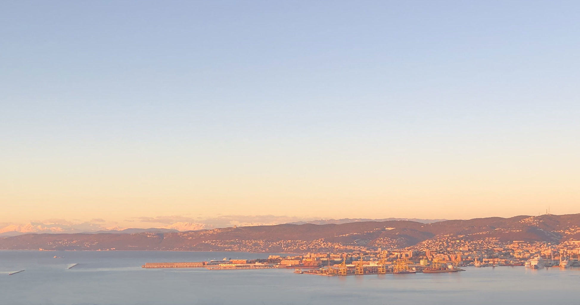 Trieste tramonto panorama