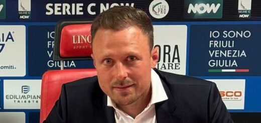 Michele Santoni allenatore Unione Triestina calcio Trieste
