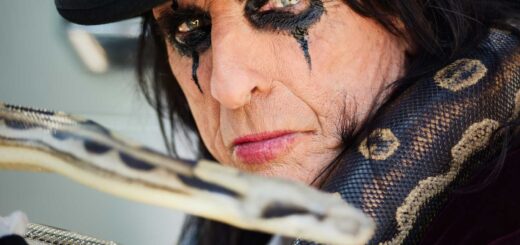 Alice Cooper Road press pictures copyright earMUSIC credit Jenny Risher colour
